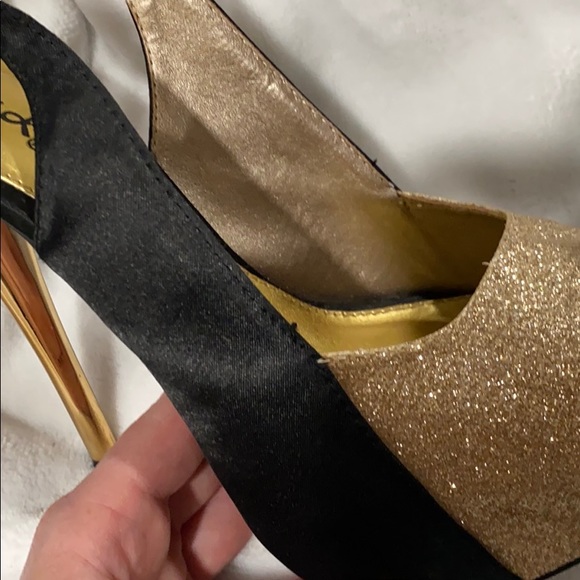 Quips platform pumps✨ - Picture 7 of 8